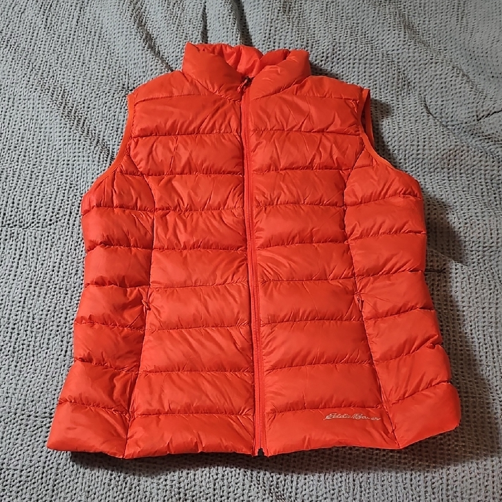 Eddie Bauer EB650 Women’s Orange Down Puffer Vest Size Large Lightweight Zip
